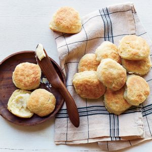 hd 201408 r Skillet Buttermilk Biscuits