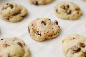 white chocolate cookies