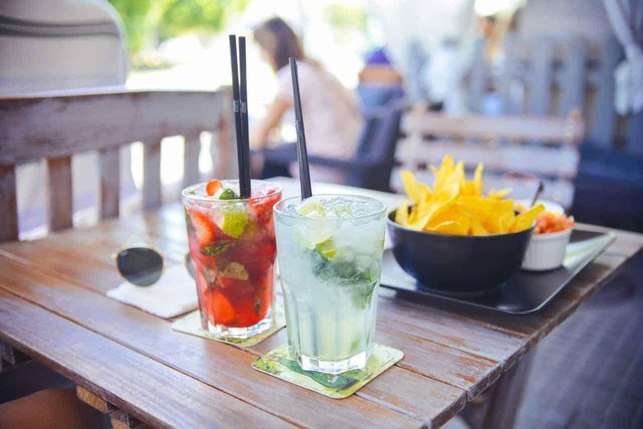 Fresh lemonade and fruit juice complement the cookout food menu served by Jerry’s Kitchen in Philadelphia